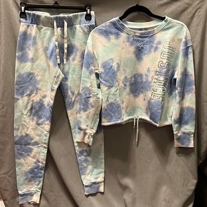 Justice 2 piece joggers and sweatshirt. Girls size 12.